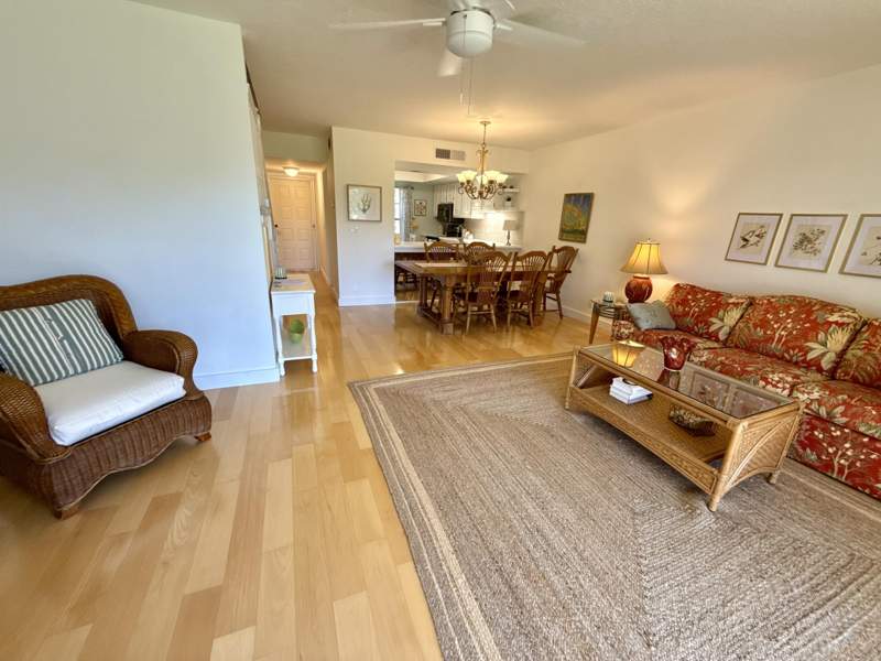 2 bedroom Condominium at 18390 SE Wood Haven Lane #E, Riverbend Condo, Jupiter — photo 5