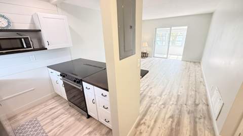1114 Lake Terrace #205, Boynton Beach FL - photo 6 of 31