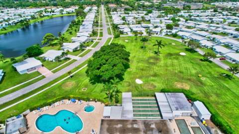 1114 Lake Terrace #205, Boynton Beach FL - photo 20 of 31