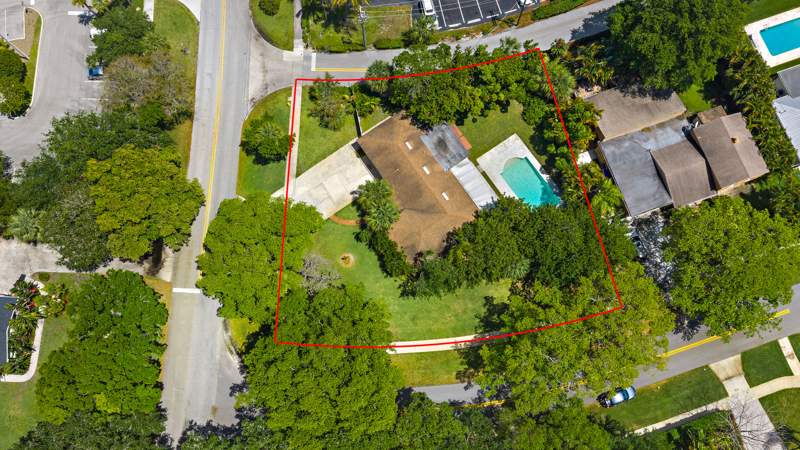 3 bedroom Single Family Residence at 844 Anchorage Drive, Country Club Add to the Village of North Palm Beac, North Palm Beach — photo 5