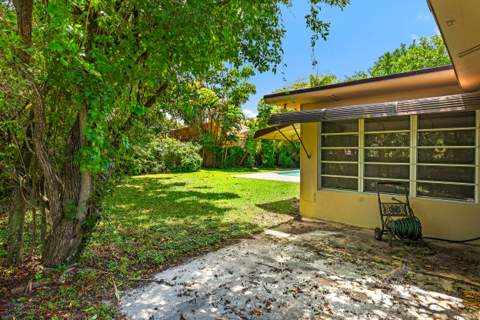 844 Anchorage Drive, North Palm Beach FL - photo 10 of 12