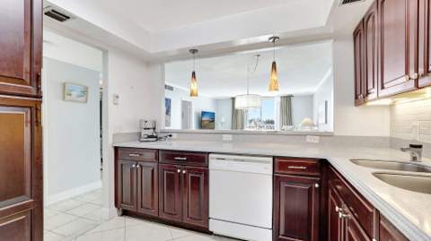 427 Golden Isles Drive #5j, Hallandale Beach FL - photo 14 of 43