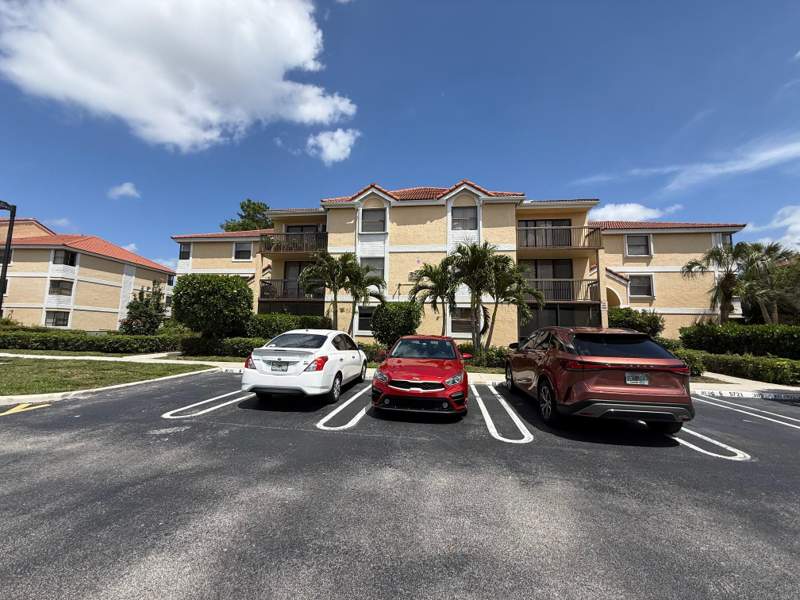 2 bedroom Condominium at 5721 Riverside Drive #301b5, Grand Oasis Condo, Coral Springs — photo 2