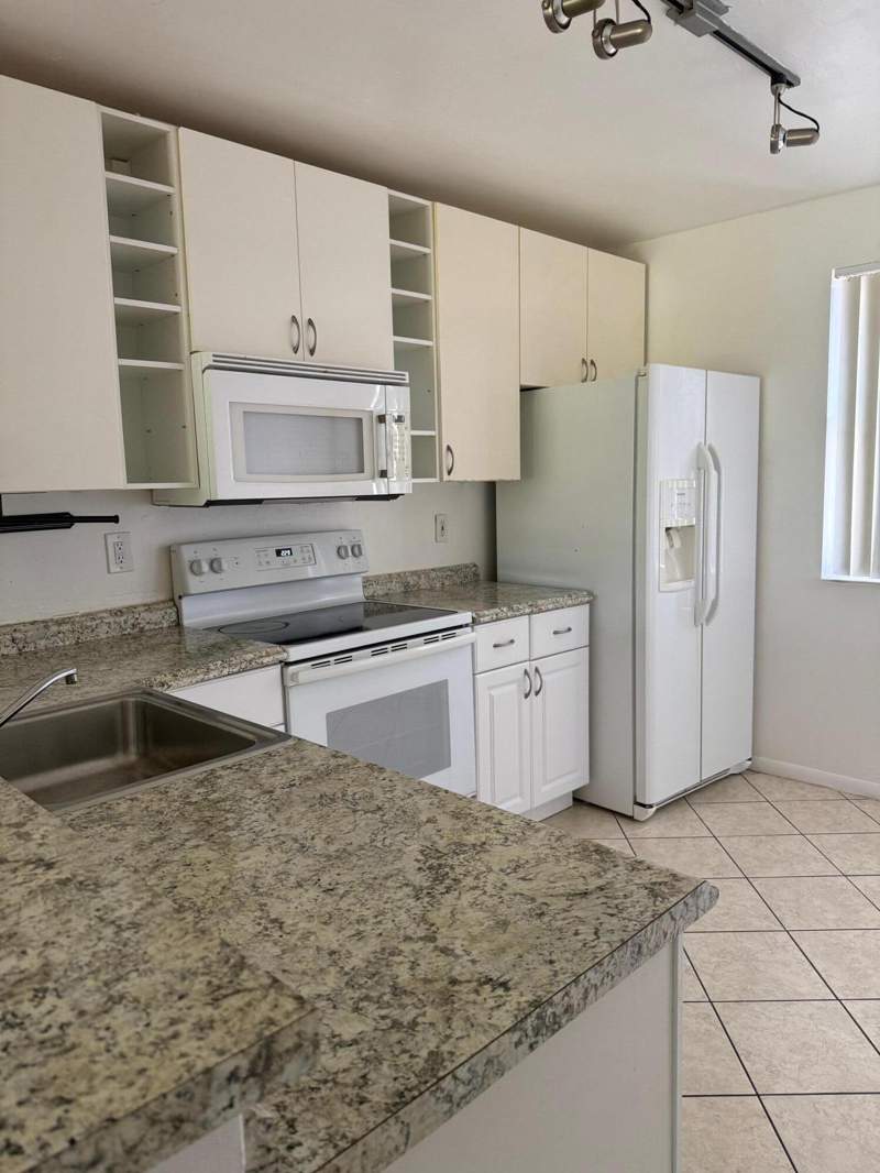 2 bedroom Condominium at 5721 Riverside Drive #301b5, Grand Oasis Condo, Coral Springs — photo 5