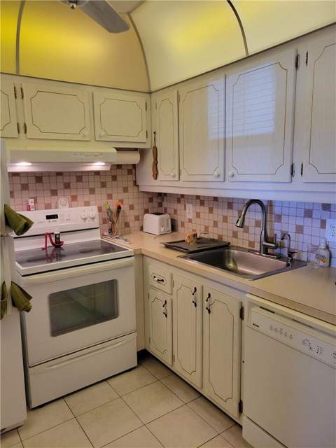 1030 Ashby D #1030, Deerfield Beach FL - photo 8 of 55