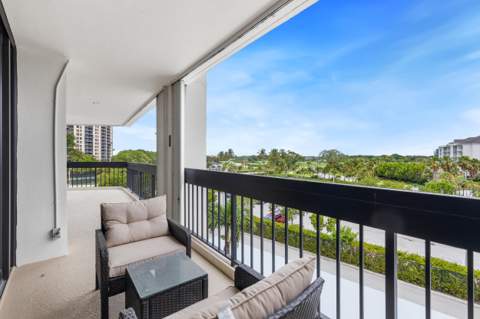 2400 Presidential Way #401, West Palm Beach FL - photo 18 of 21