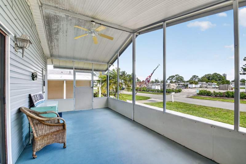 2 bedroom Manufactured Home at 4290 Meadow View Drive, Northern Pines Mobile Home Park 2, Boynton Beach — photo 4