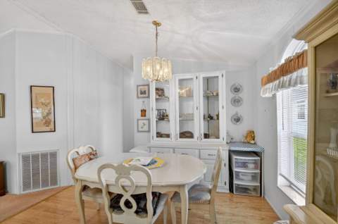 4290 Meadow View Drive, Boynton Beach FL - photo 13 of 48