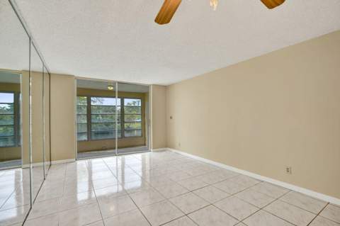 9460 Sunrise Lakes Boulevard #106, Sunrise FL - photo 8 of 34