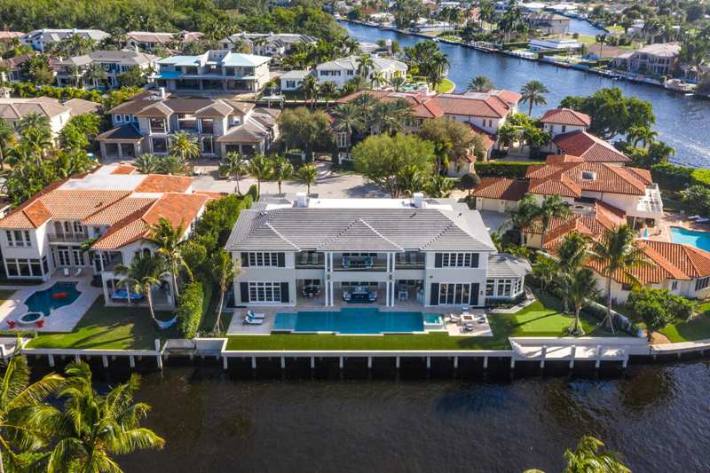 6 bedroom Single Family Residence at 133 W Coconut Palm Road, Royal Palm Yacht & Country Club, Boca Raton — photo 1