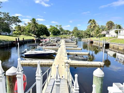 312 Hibiscus Drive, Deerfield Beach FL - photo 17 of 39
