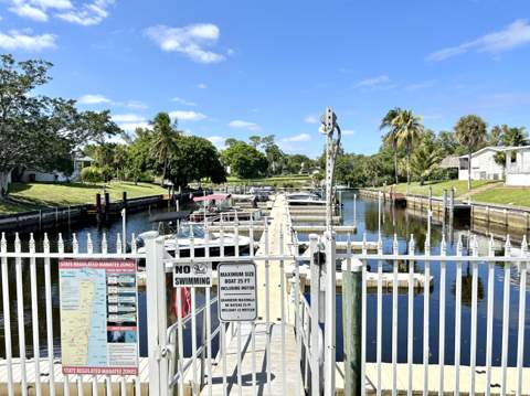 312 Hibiscus Drive, Deerfield Beach FL - photo 18 of 39