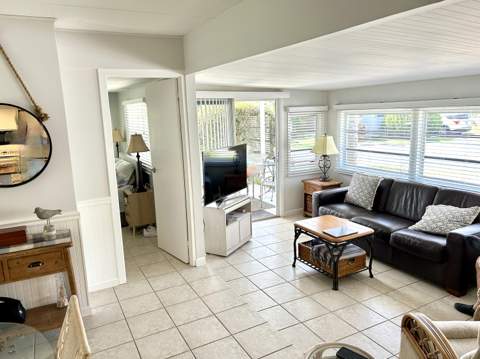 312 Hibiscus Drive, Deerfield Beach FL - photo 9 of 39