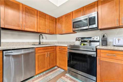 1600 Shaker Circle, Wellington FL - photo 7 of 24