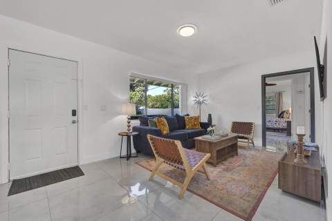 2301 Ridgeway Avenue, West Palm Beach FL - photo 7 of 47