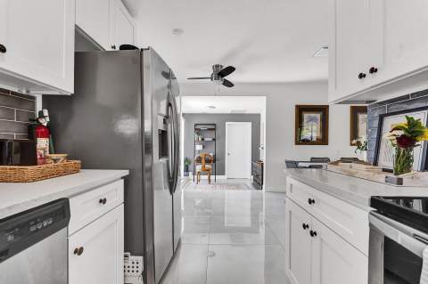 2301 Ridgeway Avenue, West Palm Beach FL - photo 10 of 47