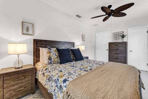 2301 Ridgeway Avenue, West Palm Beach FL - photo 18 of 47