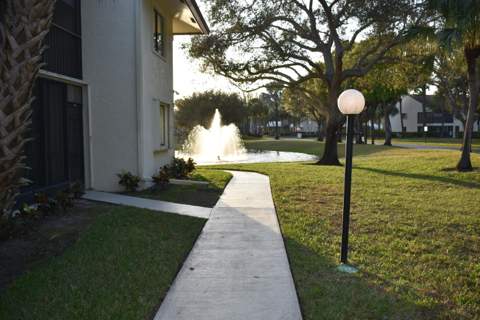 3374 Perimeter Drive, Greenacres FL - photo 14 of 19
