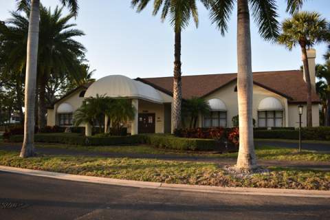 3374 Perimeter Drive, Greenacres FL - photo 17 of 19