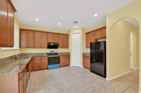 7480 Sarentino Lane, Boynton Beach FL - photo 7 of 33