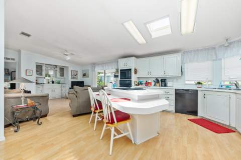 3320 Ironwood Avenue, Port St. Lucie FL - photo 14 of 24