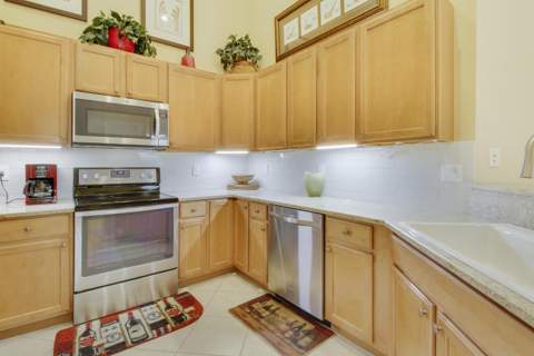 9015 Sand Shot Way, Port St. Lucie FL - photo 13 of 61