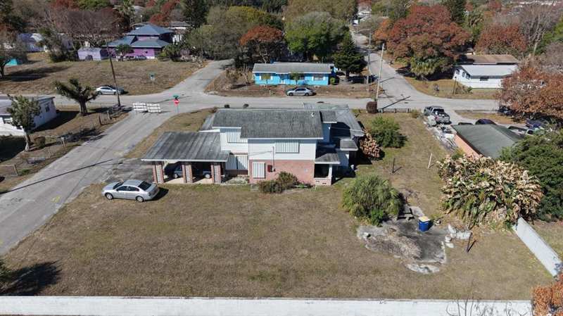 4 bedroom Single Family Residence at 802 N 15th Street, Lincoln Heights, Fort Pierce — photo 1