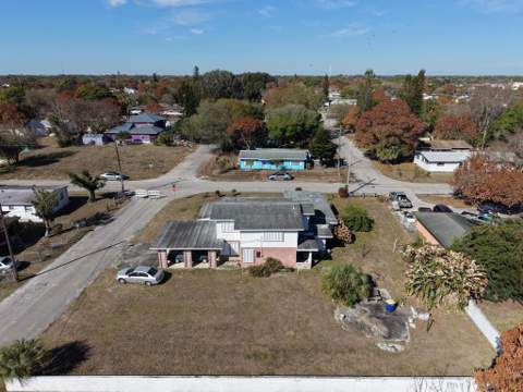 802 N 15th Street, Fort Pierce FL - photo 8 of 8