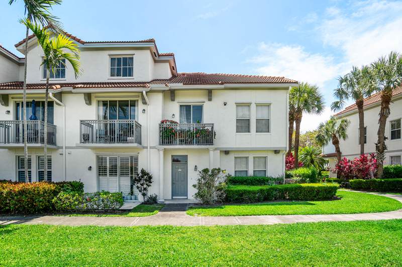 2 bedroom Condominium at 2052 Alta Meadows Lane #Apt 2212, Tierra Verde At Delray Beach Condo, Delray Beach — photo 2