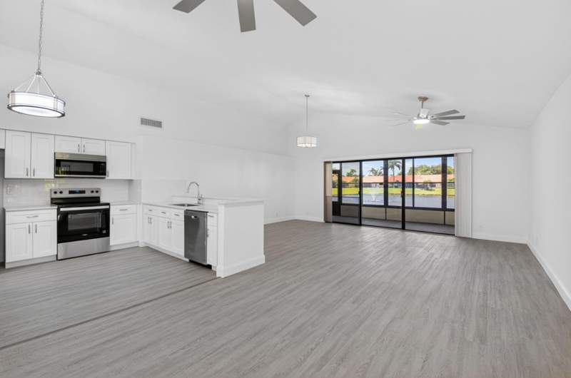 2 bedroom Villa at 13653 Cortez Drive, Casa Del Rey 1, Delray Beach — photo 5