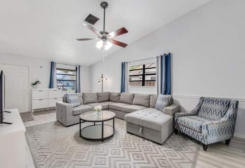 23428 Country Club Drive, Boca Raton FL - photo 8 of 32
