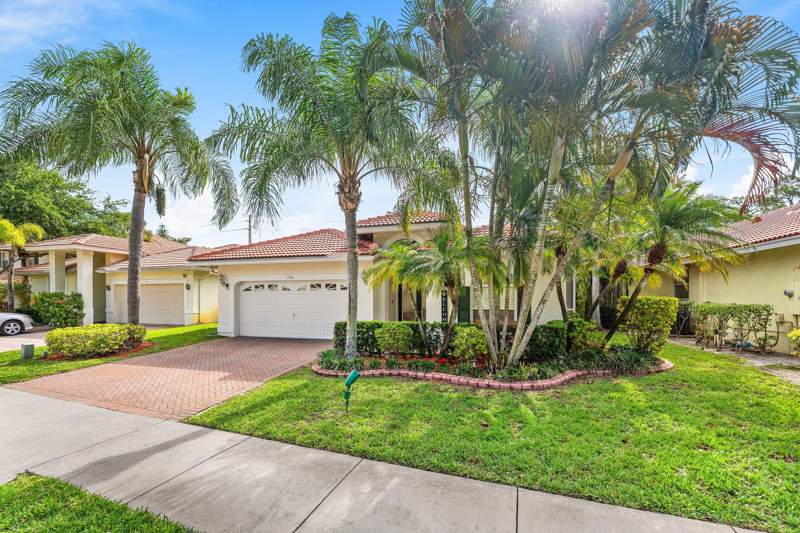 3 bedroom Single Family Residence at 104 Hidden Hollow, Hidden Hollow, Palm Beach Gardens — photo 3
