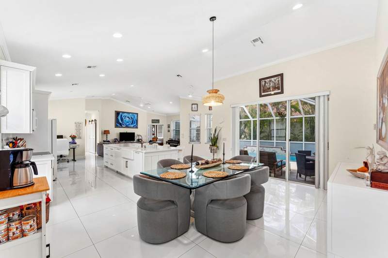 3 bedroom Single Family Residence at 104 Hidden Hollow, Hidden Hollow, Palm Beach Gardens — photo 5