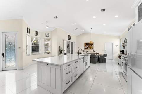 104 Hidden Hollow, Palm Beach Gardens FL - photo 10 of 35