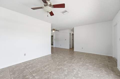 445 NE Armory Circle, Port St. Lucie FL - photo 8 of 36