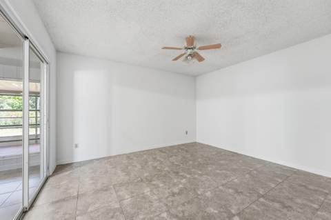 445 NE Armory Circle, Port St. Lucie FL - photo 14 of 36