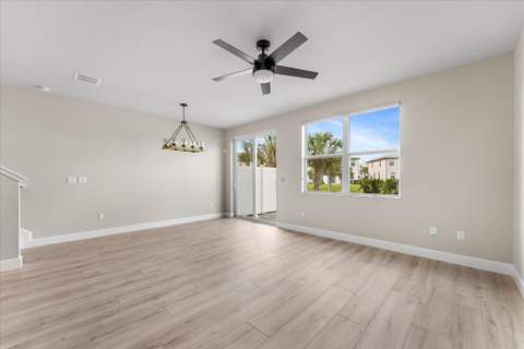 5661 Mentmore Drive, Mangonia Park FL - photo 10 of 42