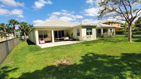 2215 Arterra Court, Royal Palm Beach FL - photo 18 of 20