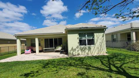 2215 Arterra Court, Royal Palm Beach FL - photo 19 of 20