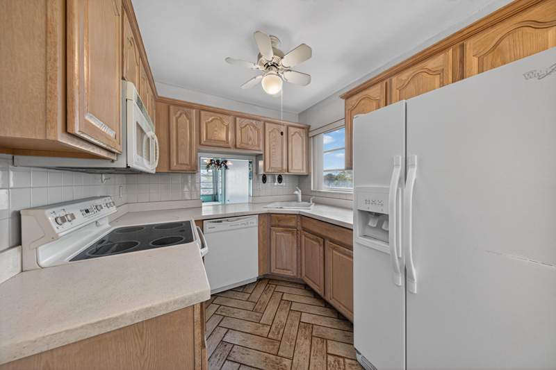 2 bedroom Condominium at 6200 NW 62nd Street #312, Bermuda Club Four Condo, Tamarac — photo 3