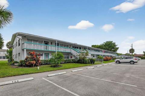 140 Ventnor #I, Deerfield Beach FL - photo 24 of 43