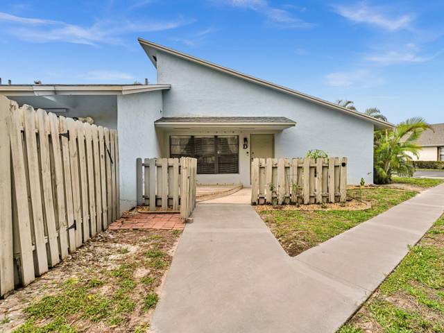 Jupiter Lakes Villas Condo