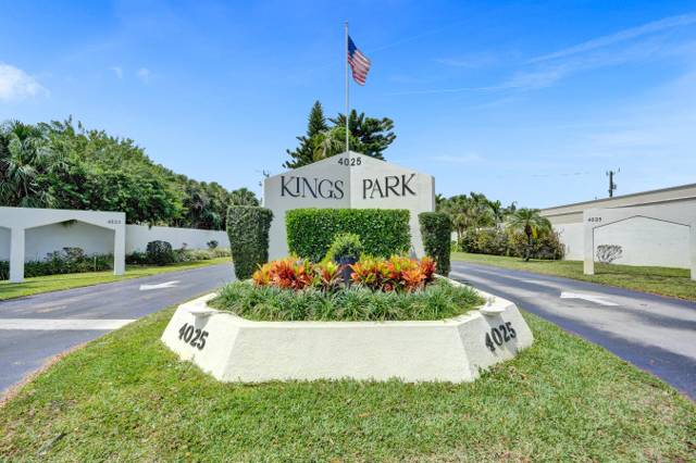 Kings Park Garden Apartments Condo