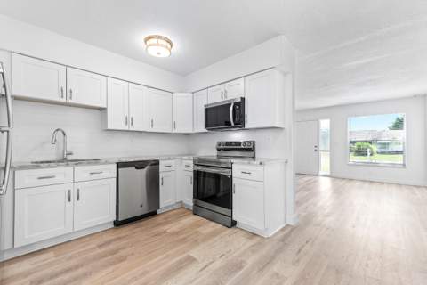308 Stillwater Drive, Jupiter FL - photo 9 of 26