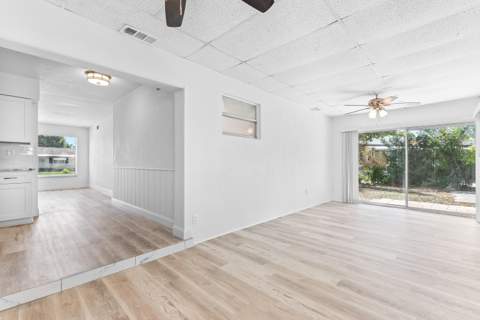 308 Stillwater Drive, Jupiter FL - photo 11 of 26