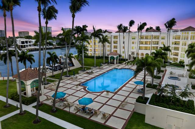 Mizner Court