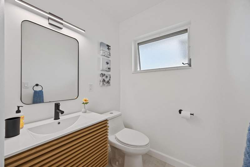 1 bedroom Condominium at 2691 Dudley Dr Drive #D, Cresthaven Villas Condo 24, West Palm Beach — photo 2