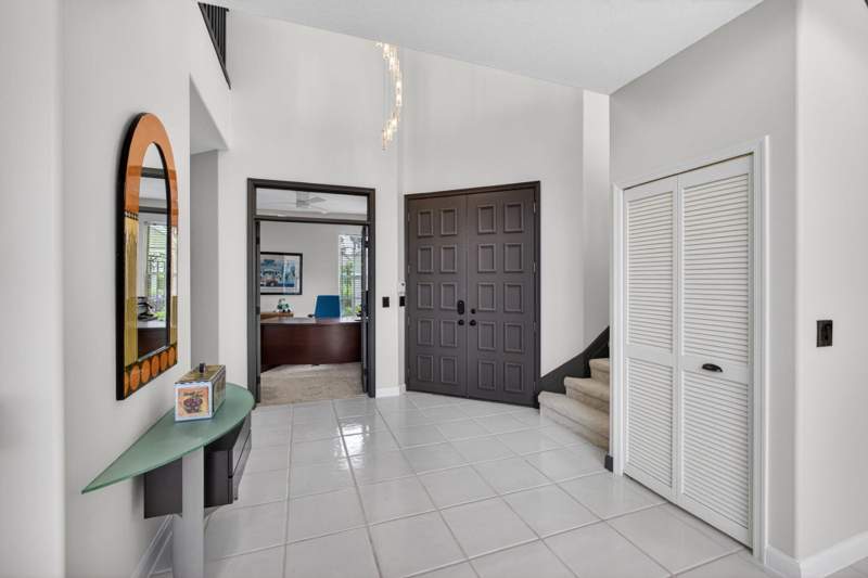 4 bedroom Single Family Residence at 10324 Osprey Trace, Ibis Golf And Country Club 5, West Palm Beach — photo 5