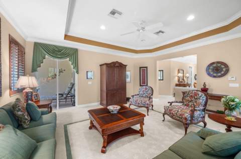 7300 Sea Pines Court, Port St. Lucie FL - photo 6 of 36