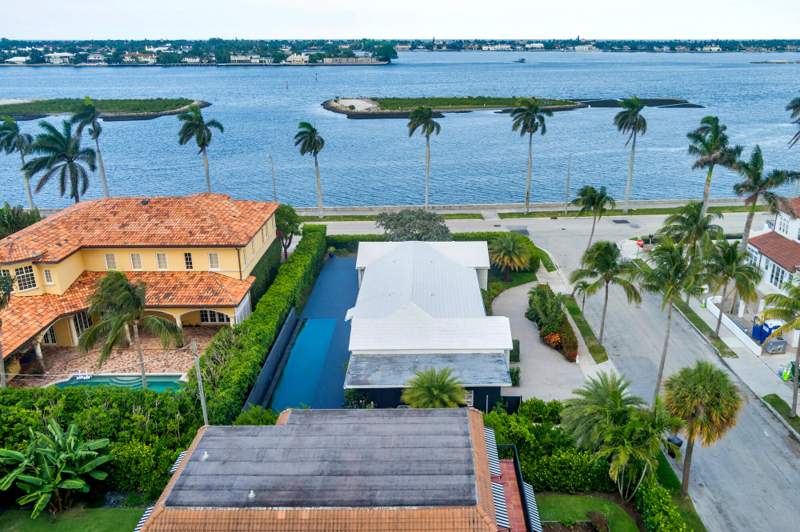 4 bedroom Single Family Residence at 185 Almeria Road, El Cid, West Palm Beach — photo 3